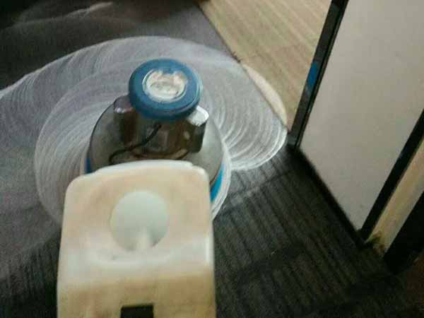 商場地毯清洗